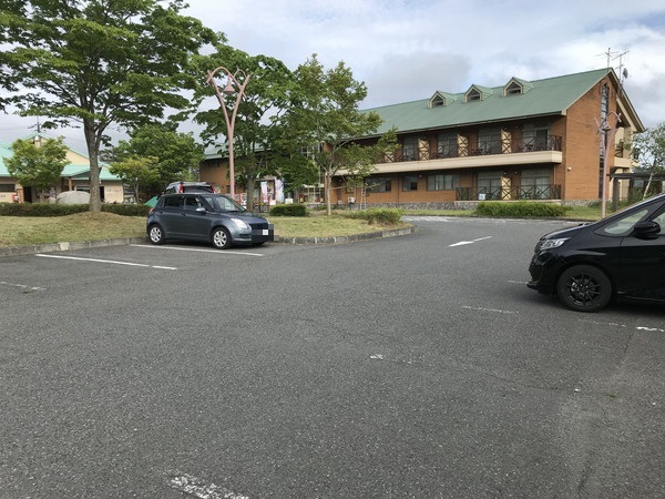 草原と大山の写真